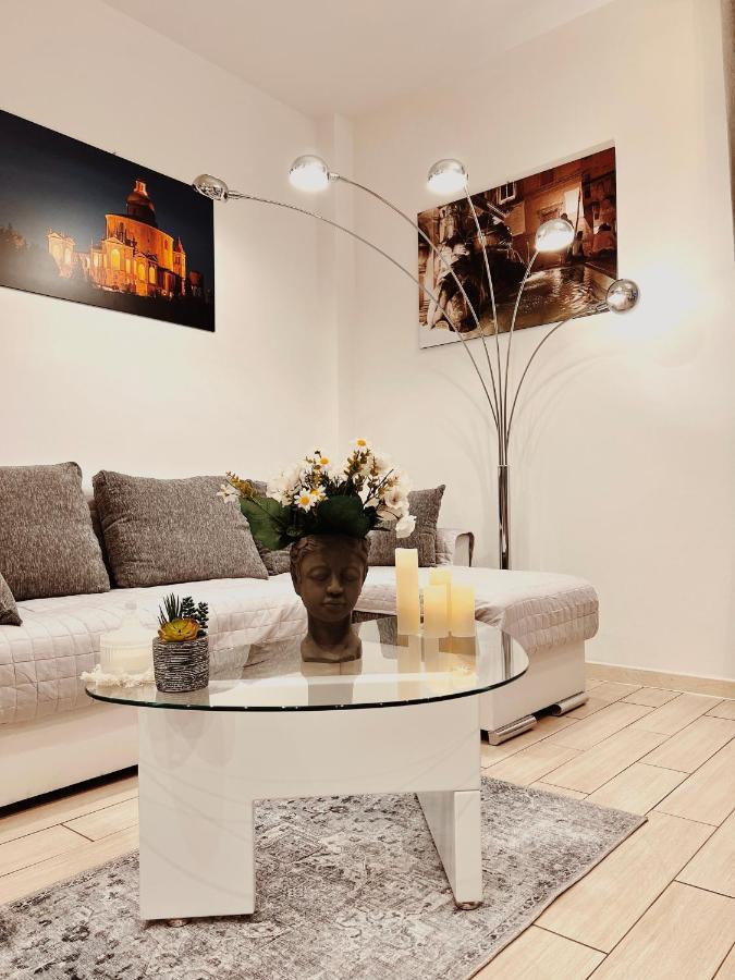 بولونيا Futura Suite Apartment المظهر الخارجي الصورة