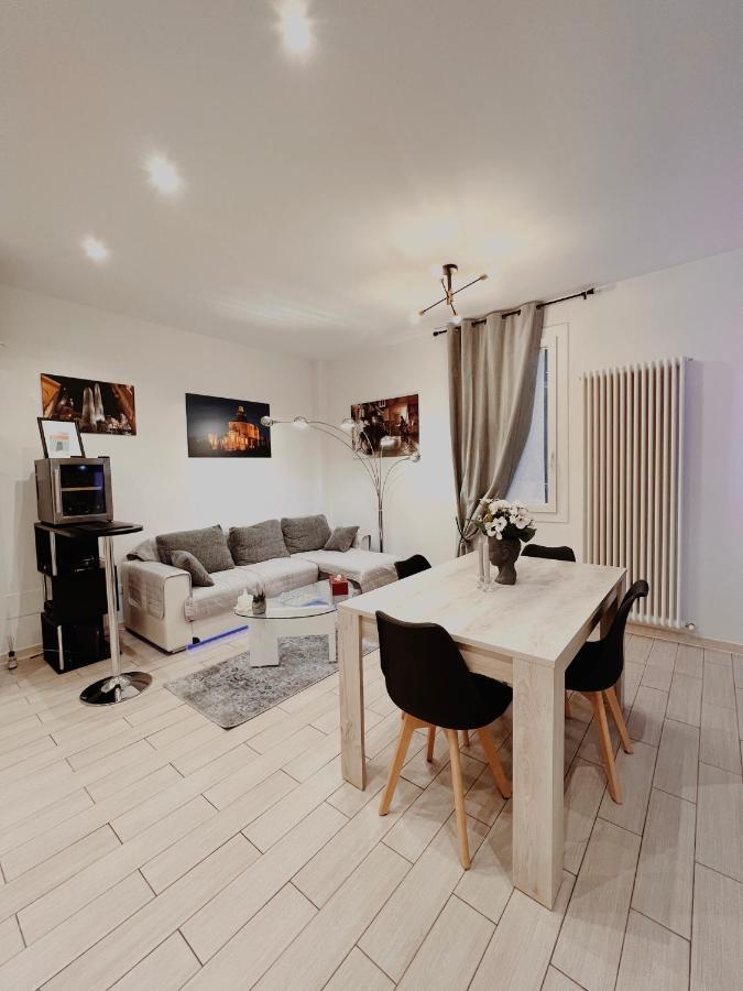 بولونيا Futura Suite Apartment المظهر الخارجي الصورة